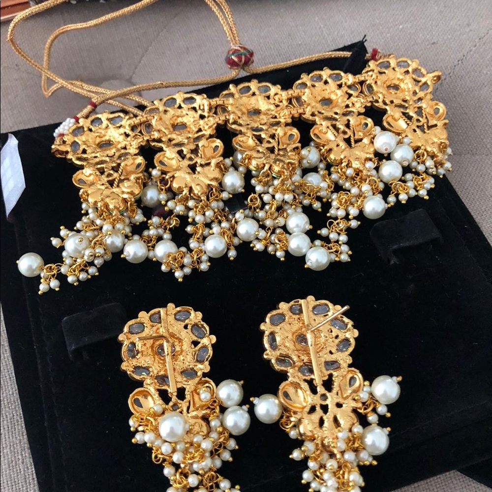 Whole set of jewelry